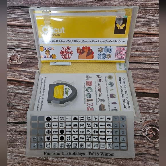 Home for the Holidays Fall  & Winter Cricut Diecut - Picture 5 of 5